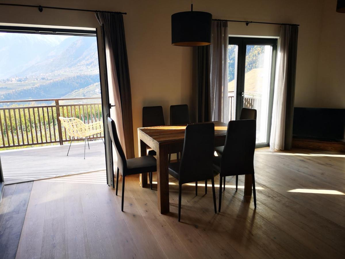 Antonya Apartments Schenna Bagian luar foto