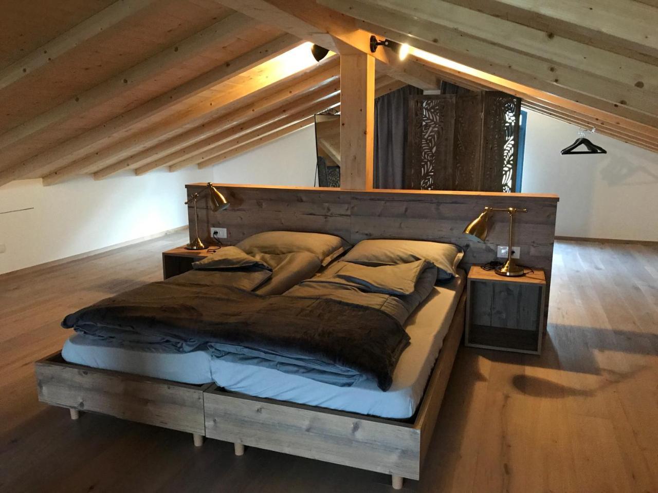 Antonya Apartments Schenna Bagian luar foto