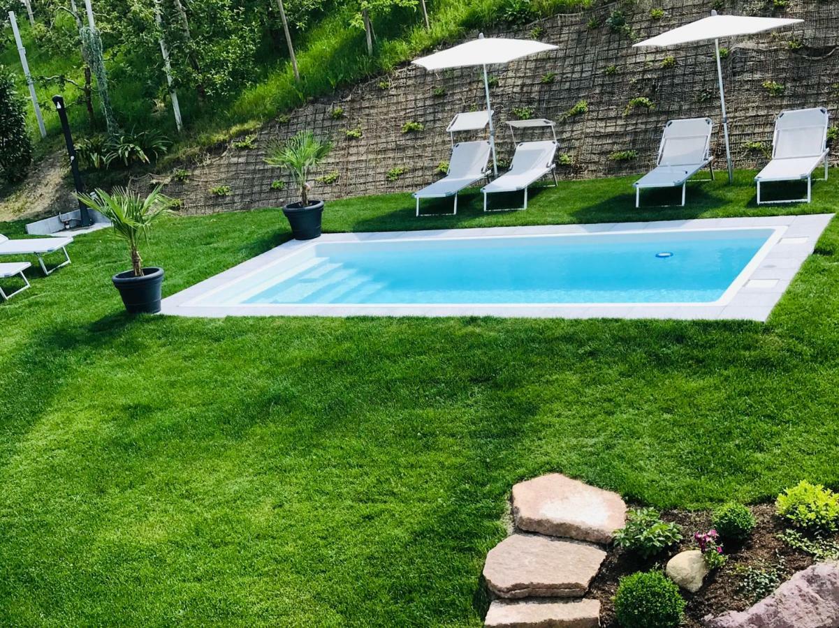 Antonya Apartments Schenna Bagian luar foto